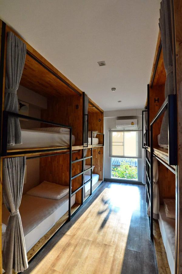 Lana Beds & Space Chiang Mai Esterno foto