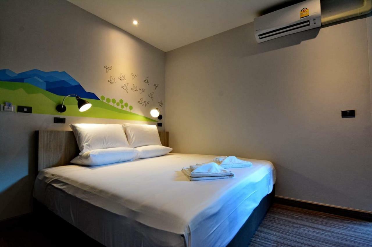 Lana Beds & Space Chiang Mai Esterno foto